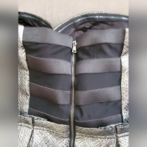 GUESS METALLIC FIT & FLAIR SWEETHEART EVENING DRESS SIZE 14 - Picture 4 of 8